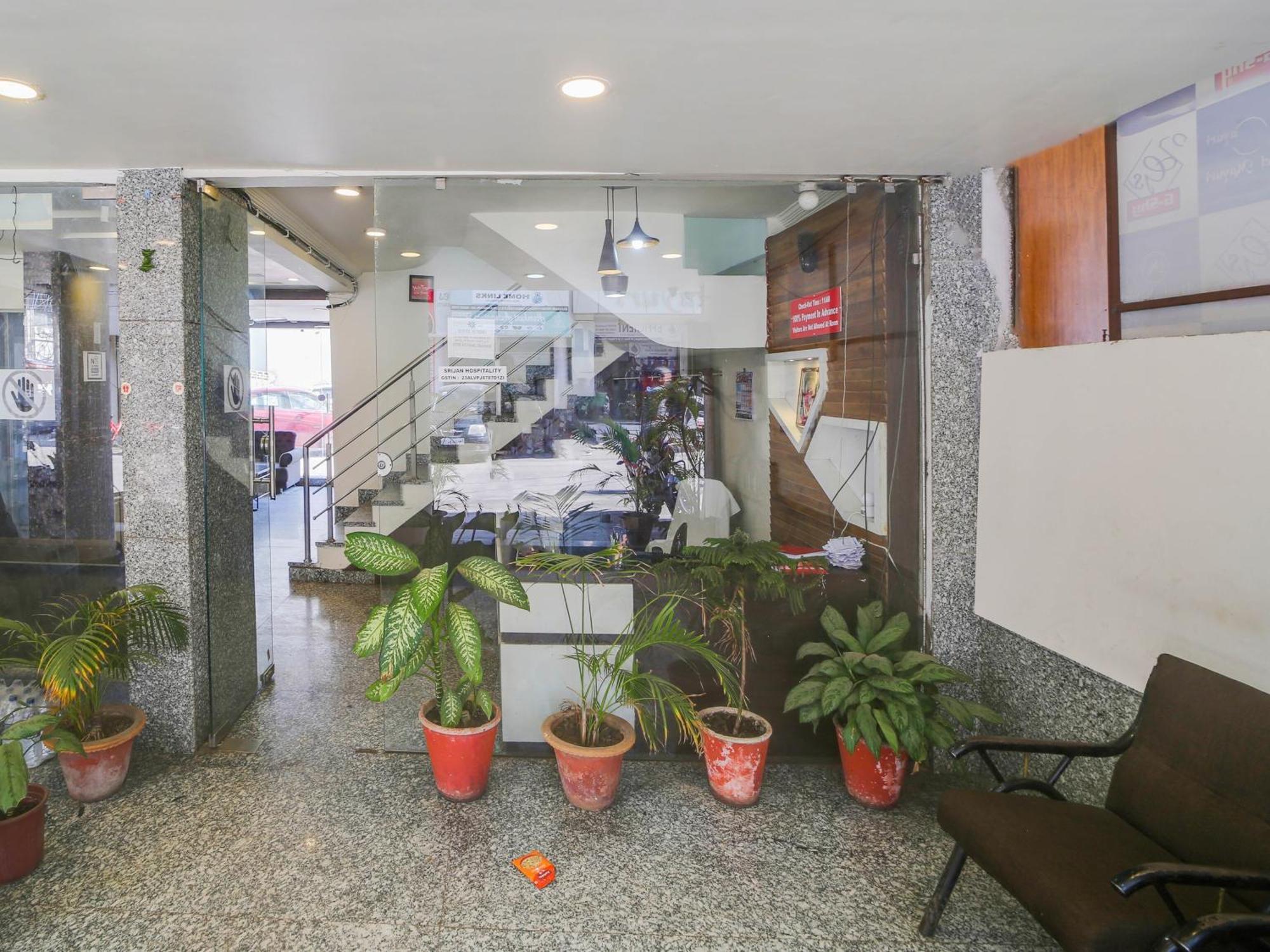 Super Hotel O The Surbhi Bhopal Exterior foto