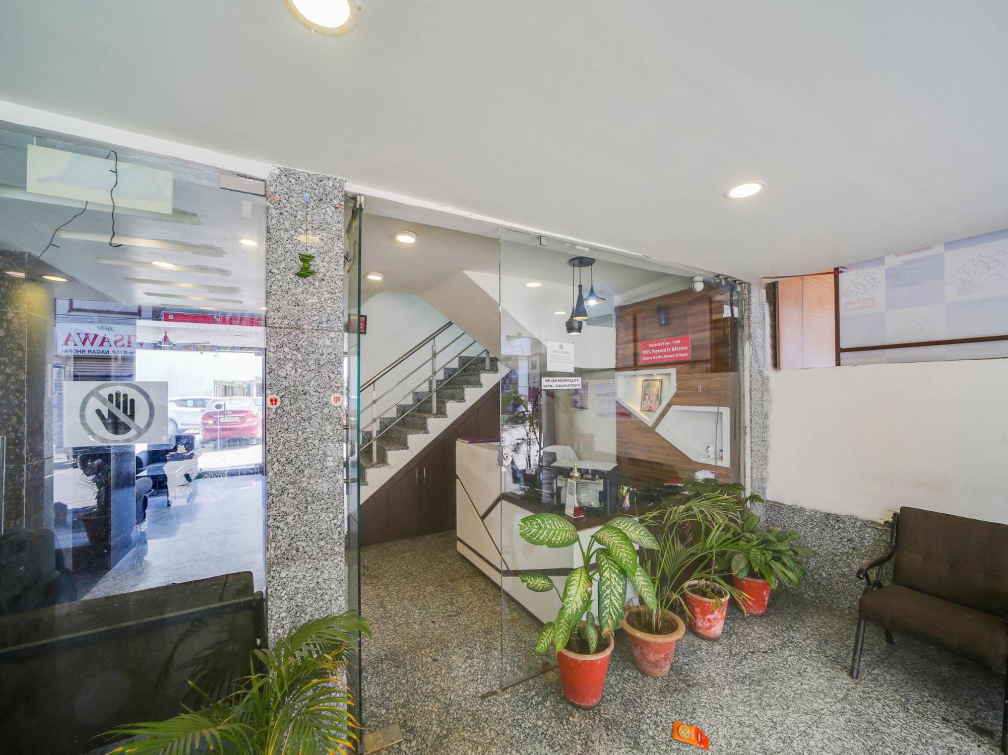 Super Hotel O The Surbhi Bhopal Exterior foto